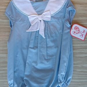 Pelele cuello capa